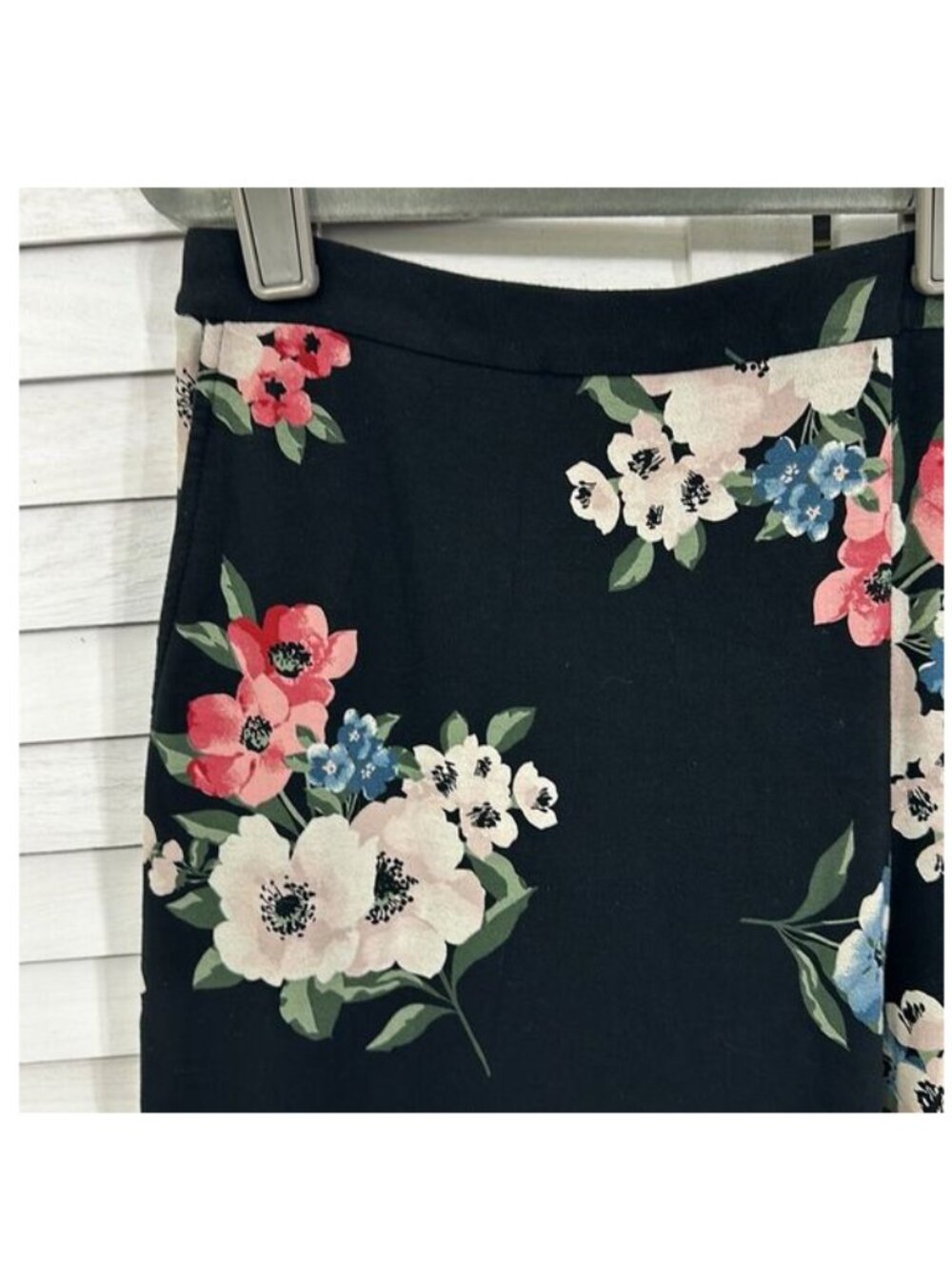 J. Jill Wearever Full Leg Cropped Pants Size Large Floral Flowy - Picture 4 of 9